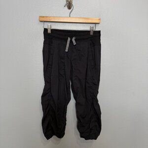 IVIVVA lululemon kids studio live to move crop pants in black size 14